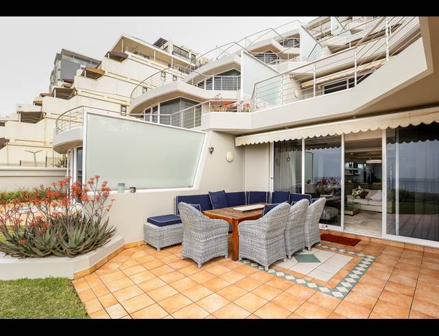 3 BEDROOM APARTMENT FOR SALE IN UMHLANGA CENTRAL